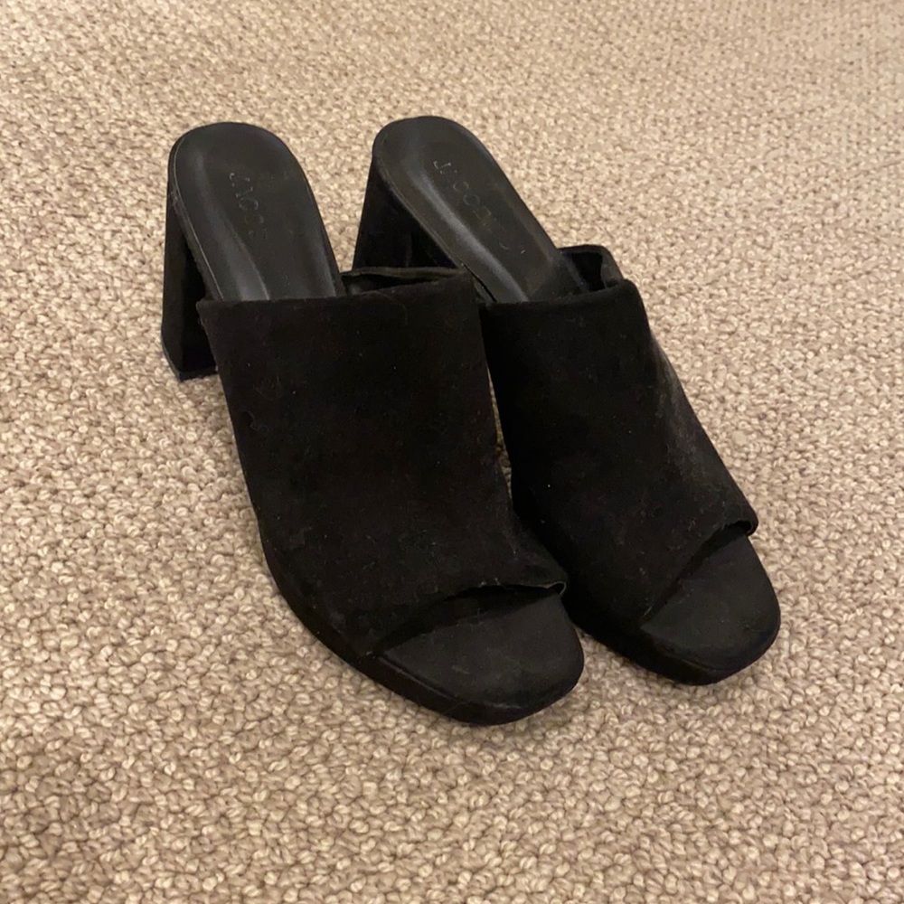 Black healed shoes!